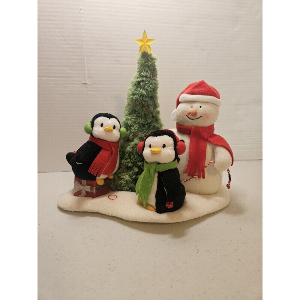 Hallmark 2006 Jingle Pals Very Merry Trio Musical Animated Plush Snowman Penguin